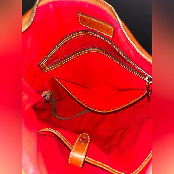 Dooney & Bourke Pink & Tan Pebble Grain Hobo bag -EUC- - Picture 15 of 16